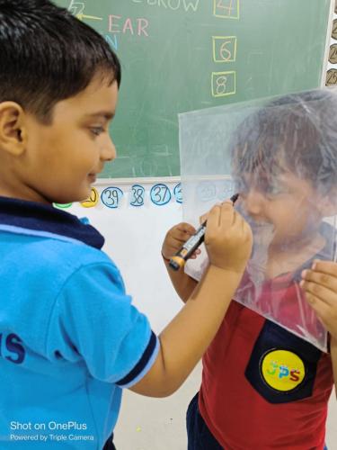 WhatsApp Image 2024-01-09 at 12.06.37 (1)